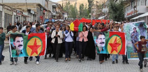 PKK lı cenazesi taşıyan HDP milletvekiline soruşturma