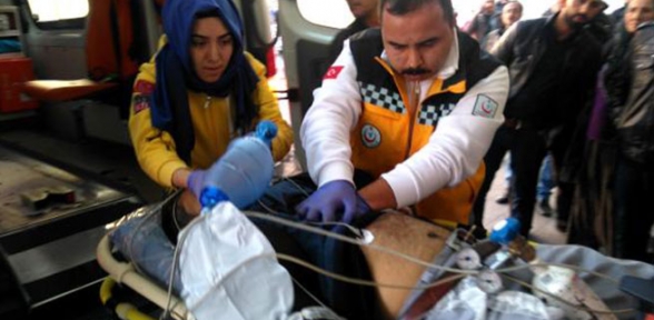 Rayların Üzerinde Kavga 