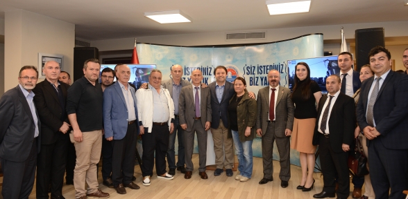 Rizeliler Başkan Kılıçı bağrına bastı