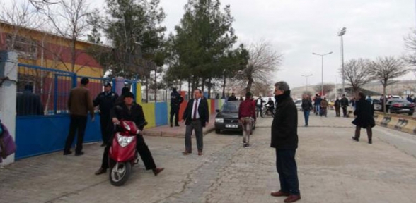 Roket mermisi ilkokula isabet etti 1 ölü 1 yaralı