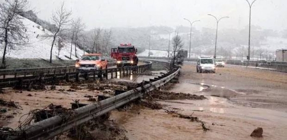 SABİHA GÖKÇEN HAVAALANI BAĞLANTI YOLLARINDA Kİ SELİN NEDENİ İHMALDİR
