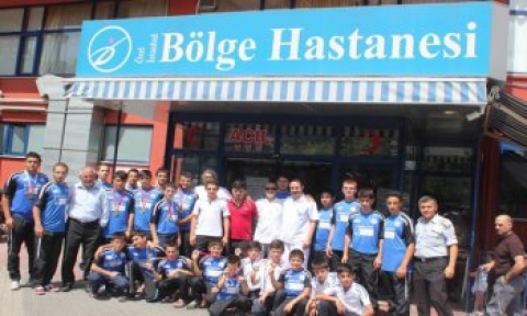 SAĞLIK DEVİ OLİMPİYAT GÜREŞ KULÜBÜNE SPONSOR OLDU