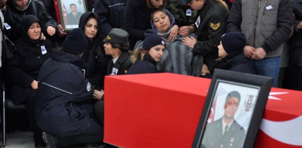 Şehit Astsubayı 5 bin kişi uğurladı