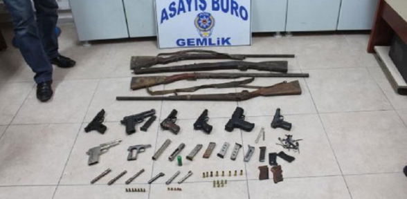 Şemsiye tamir atölyesinden çıktı