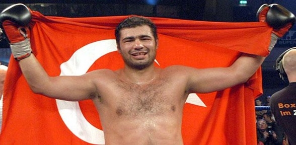 Sinan Şamil Sam ın cenazesi Ankara ya götürülüyor