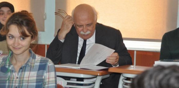 Sınavlarda sistem değişikliği haberlerine tepki gösterdi