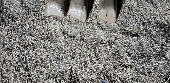 Sınırda canlı bomba yeleği ele geçirildi