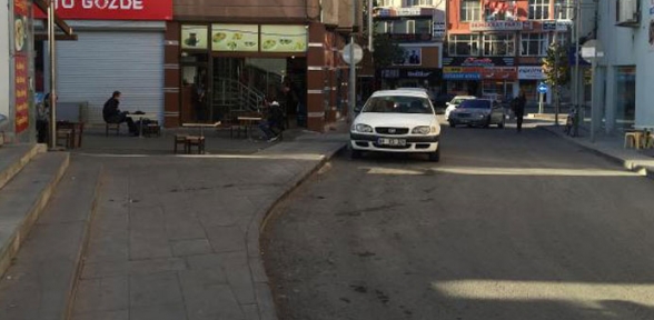 Sokak ortasında infaz