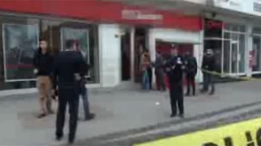 Sultangazi de banka soygunu