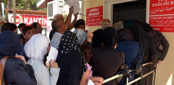 Suriyelilerin tedavi izdihamı