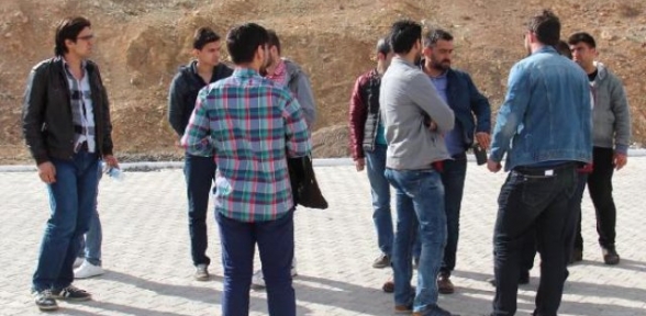 Suşehrinde öğrenci kavgası 25 gözaltı