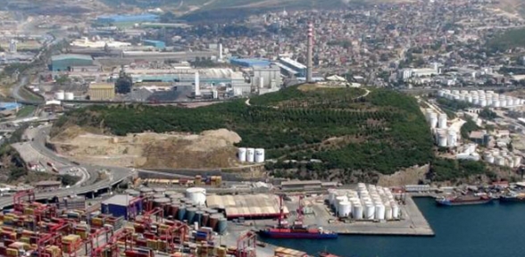 Tek yeşil alanda kimyasal depo kavgası