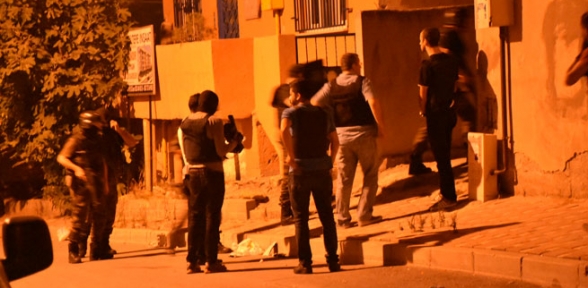 Terör operasyonu. 15 gözaltı