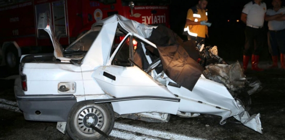 TIR otomobili biçti