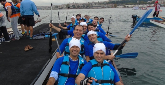 Toplum Destekli Polisler GENÇLERLE KÜREK ÇEKTİ