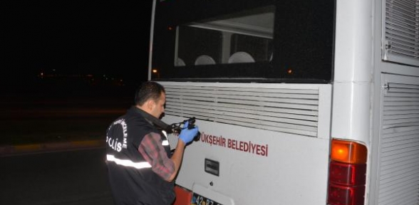 Trafik magandaları belediye otobüsüne kurşun yağdırdı