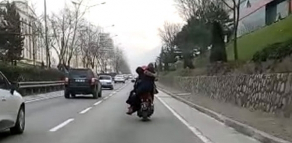 Trafikte tehlikeli yolculuk