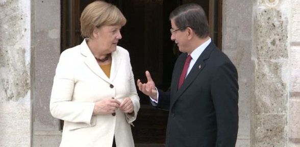 Türkiye mülteci krizinde vize sözü aldı