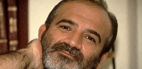 Türkiye yi terk eden ünlü şairden mesaj