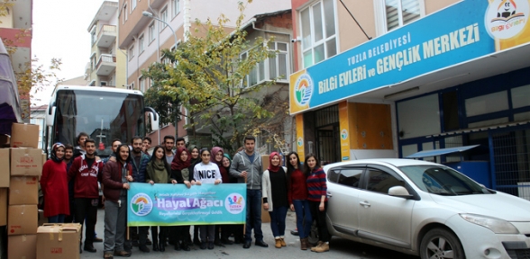 Tuzla Belediyesi Gençlik Merkezi Hayal Ağacı İle Hayalleri Gerçekleştiriyor