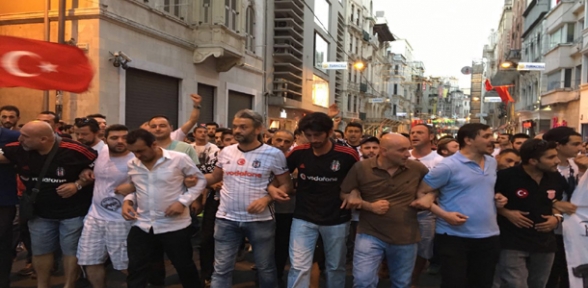 Üç büyükler darbeye karşı