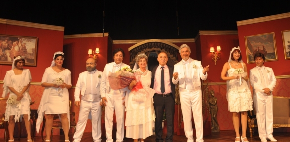 UYGUR KARDEŞLER YILLAR SONRA HASAN ALİ YÜCEL KÜLTÜR MERKEZİ SAHNESİNDE