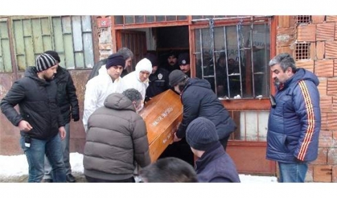 Uyuşturucu parası için karısını öldürdü