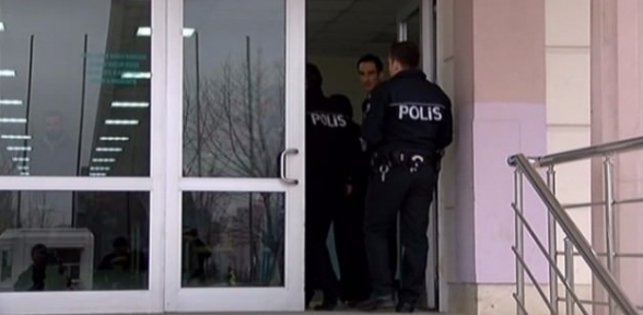 Üzerimde bomba var dedi polisi alarma geçirdi