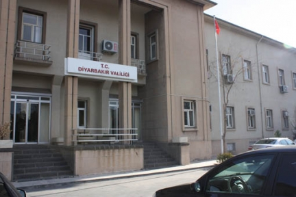 Valilikten Diyarbakır daki patlamayla ilgili açıklama