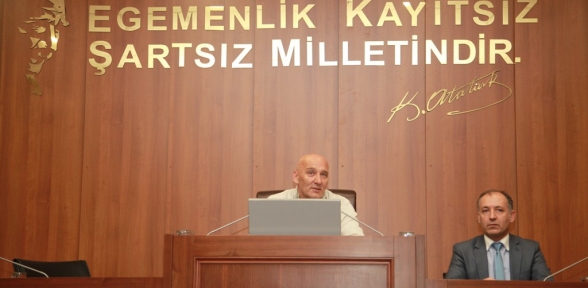 VATANDAŞIN SORUNUNU BEKLETMEDEN SONUÇLANDIRMAK TÜM ÇALIŞANLARIMIZIN GÖREVİDİR