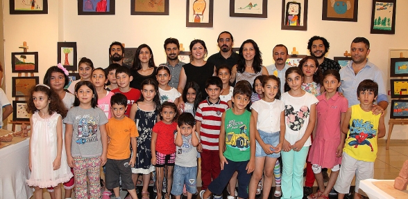 Yaz Sanat Okulu Öğrencilerinden Sergi