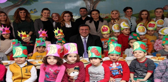 YERLİ MALI HAFTASI KREŞ ÖĞRENCİLERİYLE KUTLANDI