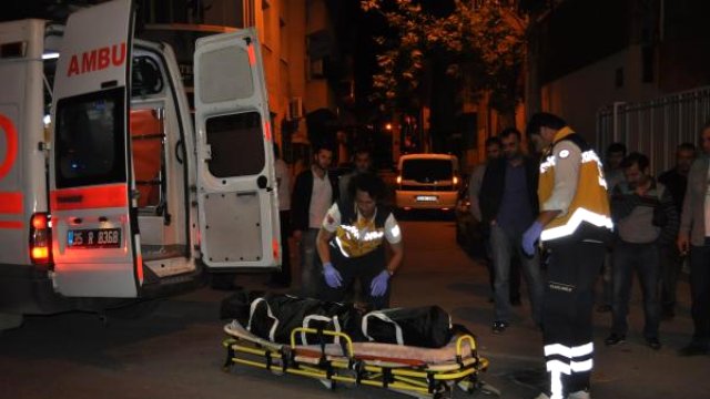 Yolun Karşı Tarafına Geçmeye Çalışırken Otomobil Çarptı